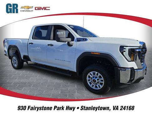 New 2026 GMC Sierra 2500 Pro AWD/4WD image 1