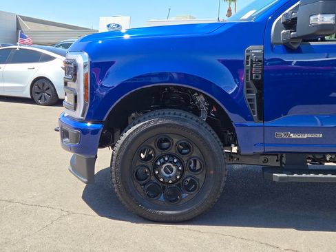 New 2026 Ford F250 Lariat w/ Black Appearance Package AWD/4WD image 7