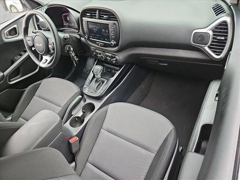 Used 2023 Kia Soul LX FWD image 20