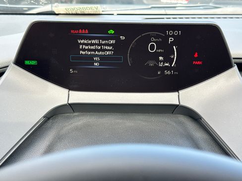 New 2027 Toyota Prius LE FWD image 32