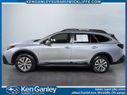 Certified 2022 Subaru Outback Premium AWD/4WD image 2