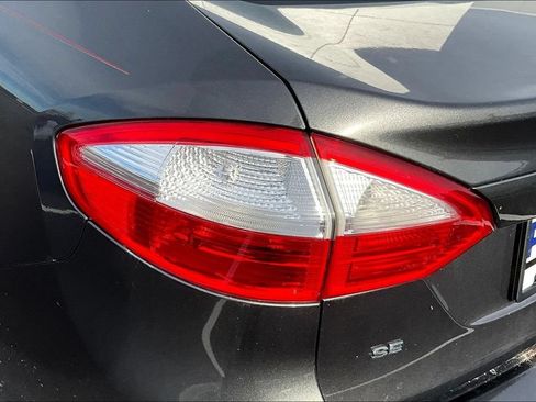 Used 2015 Ford Fiesta SE w/ Comfort Package FWD image 23