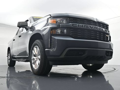 Used 2021 Chevrolet Silverado 1500 Custom AWD/4WD image 30