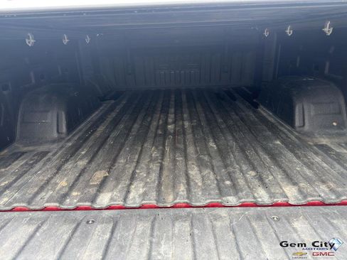 Used 2020 GMC Sierra 1500 SLE w/ SLE Value Package image 8