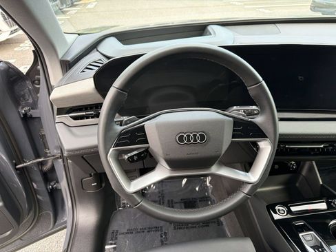 Used 2025 Audi Q6 e-tron Premium Plus w/ Premium Plus AWD/4WD image 11