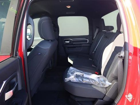New 2026 RAM 2500 Big Horn AWD/4WD image 22