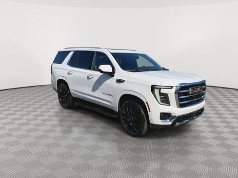 Used 2025 GMC Yukon Elevation w/ Technology Package AWD/4WD image 2