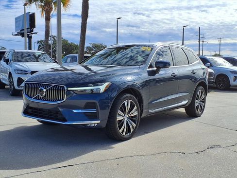 Certified 2023 Volvo XC60 B5 Plus w/ Protection Package Premier image 3