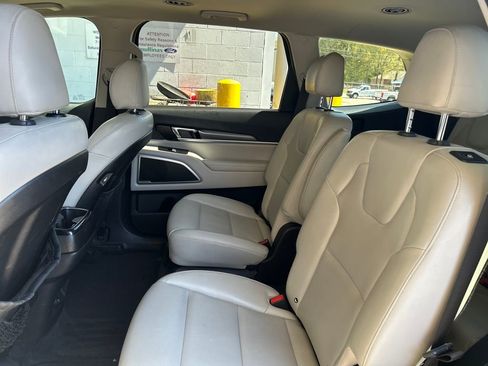 Used 2021 Kia Telluride S image 12