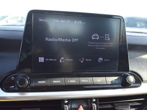 Certified 2022 Kia Forte LXS image 25