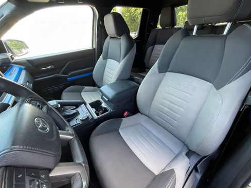 Used 2024 Toyota Tacoma TRD Sport RWD image 35