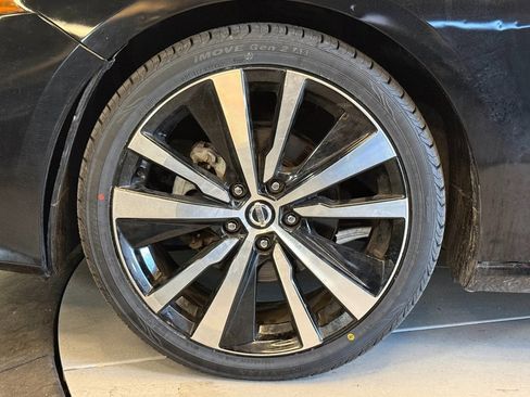 Used 2019 Nissan Altima 2.5 Platinum image 26