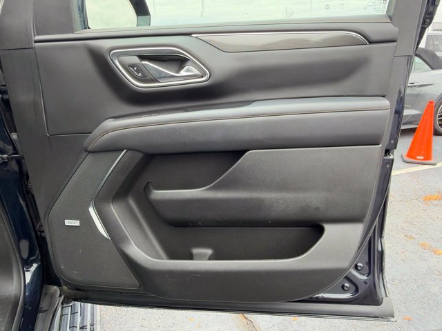 Used 2023 GMC Yukon AT4 w/ AT4 Premium Package AWD/4WD image 34