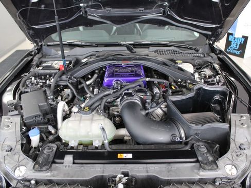 Used 2022 Ford Mustang Shelby GT500 w/ Technology Package RWD image 31