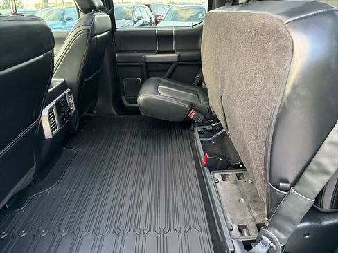 Used 2019 Ford F150 Platinum w/ Equipment Group 701A Luxury AWD/4WD image 27