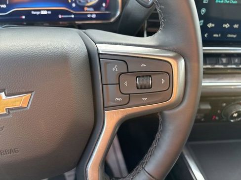 Used 2025 Chevrolet Silverado 3500 LTZ w/ LTZ Convenience Package image 13