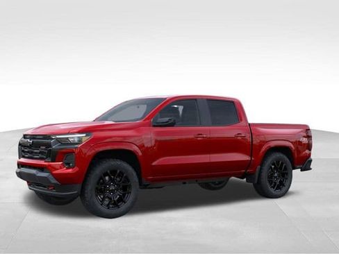 New 2026 Chevrolet Colorado Z71 w/ Technology Package AWD/4WD image 2