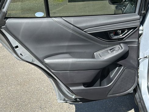 Used 2022 Subaru Outback Limited XT AWD/4WD image 21