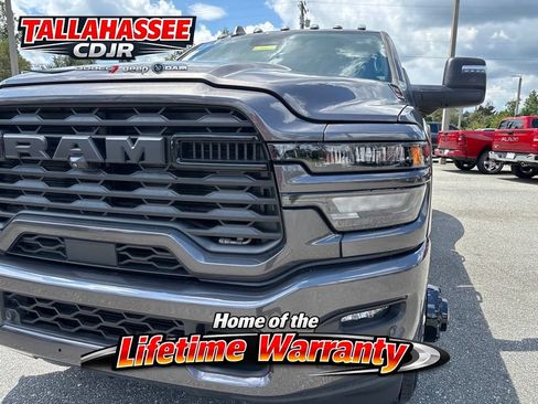 New 2026 RAM 3500 Big Horn AWD/4WD image 11