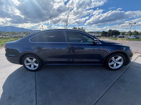 Used 2013 Volkswagen Passat 2.5 SE FWD image 8