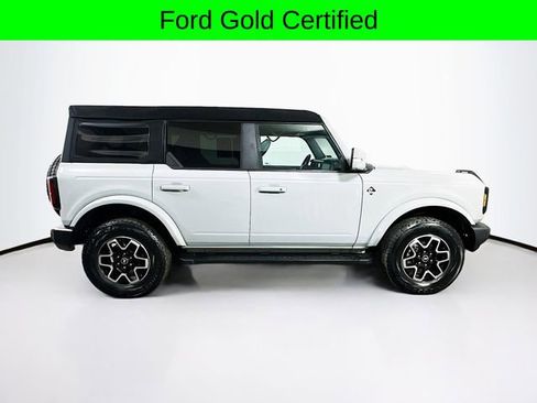 Used 2023 Ford Bronco Outer Banks image 9