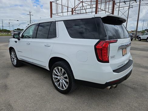 Used 2022 GMC Yukon Denali image 4