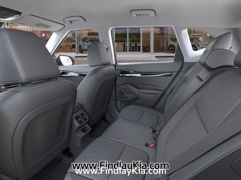 New 2026 Kia Seltos S FWD image 21