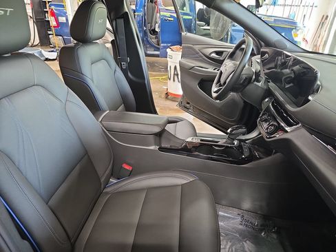 New 2026 Buick Envista Sport Touring w/ Convenience I Package FWD image 10
