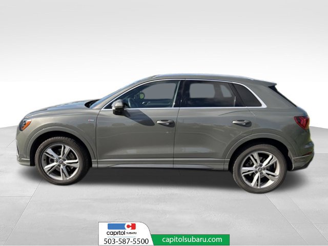 Used 2020 Audi Q3 2.0T Premium w/ Convenience Package AWD/4WD image 9