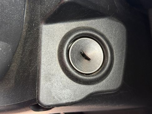 Used 2016 Jeep Wrangler Unlimited Rubicon AWD/4WD image 28