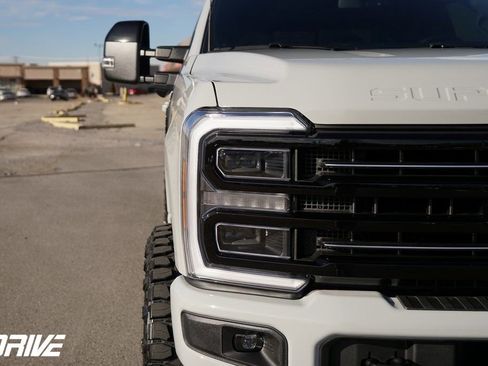 Used 2026 Ford F350 Platinum image 4