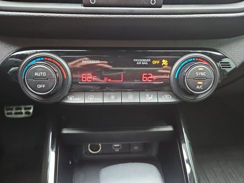 Used 2024 Kia Forte GT-Line FWD image 28