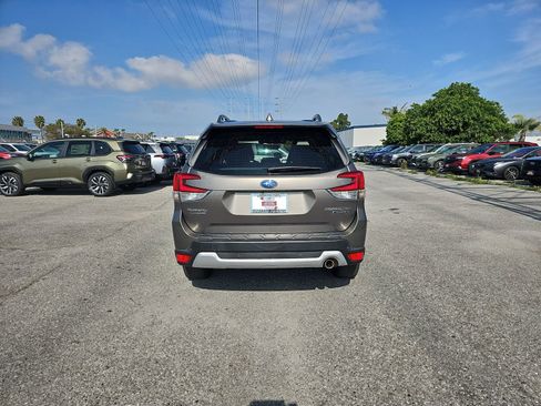 Used 2020 Subaru Forester Touring w/ Popular Package #2 image 6