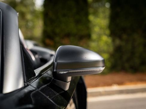 Used 2021 Audi R8 V10 RWD image 25