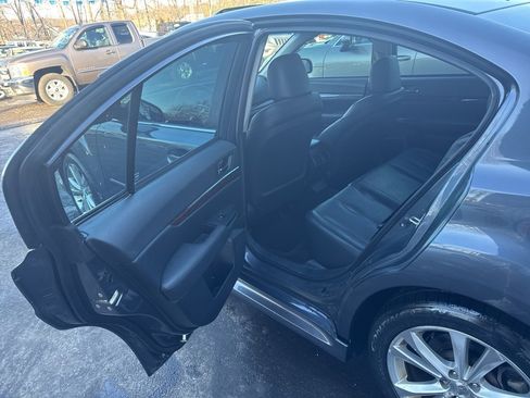 Used 2014 Subaru Legacy 3.6R Limited image 37
