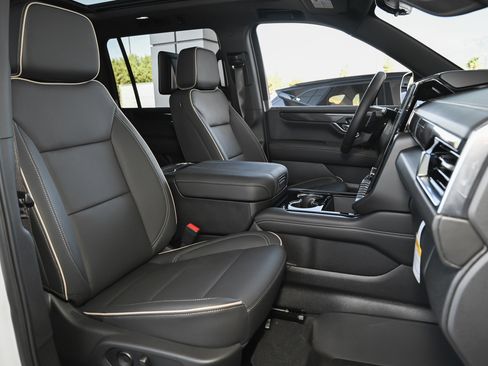 New 2026 GMC Yukon XL Elevation w/ Elevation Premium Package image 48