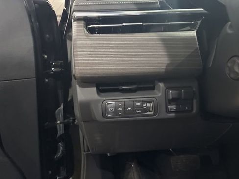 Certified 2025 GMC Sierra EV Denali image 14