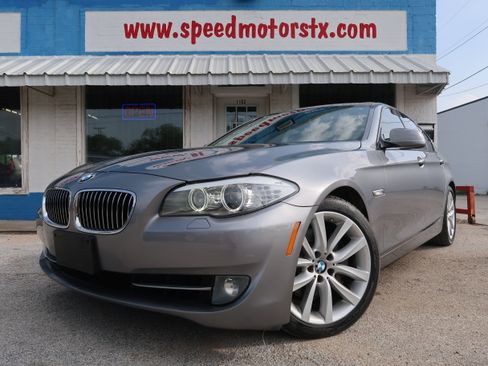 Used 2011 BMW 535i Sedan RWD image 1