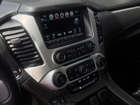 Used 2020 GMC Yukon SLT w/ Premium Edition RWD image 39