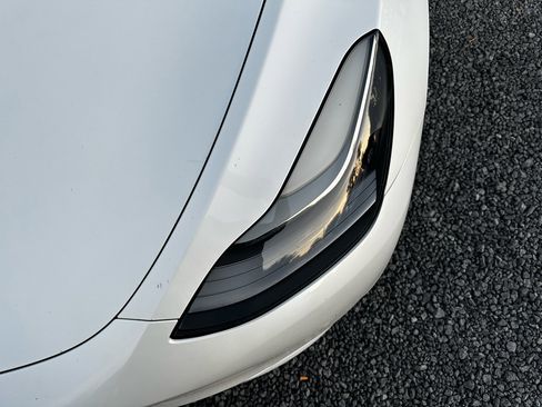 Used 2022 Tesla Model Y Performance image 18