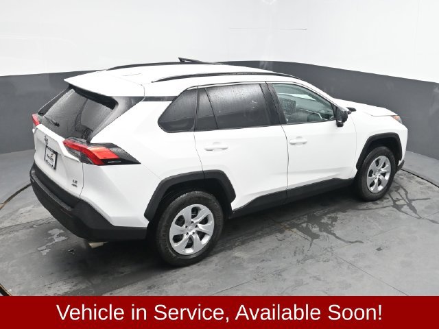 Used 2021 Toyota RAV4 LE AWD/4WD image 27