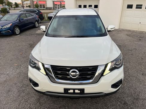 Used 2018 Nissan Pathfinder S image 4