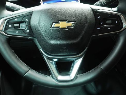 Used 2025 Chevrolet Trax LT w/ Driver Confidence Package FWD image 17