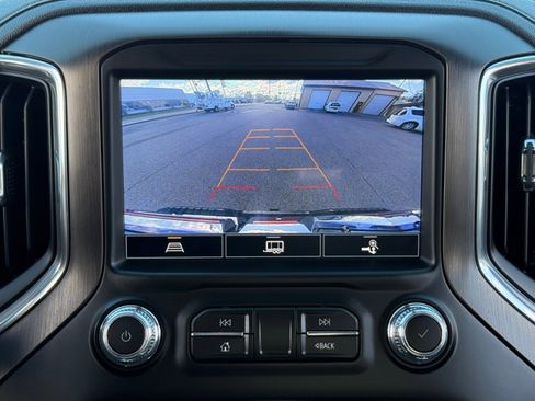 Used 2023 GMC Sierra 2500 AT4 image 12