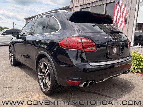 Used 2012 Porsche Cayenne Turbo AWD/4WD image 7