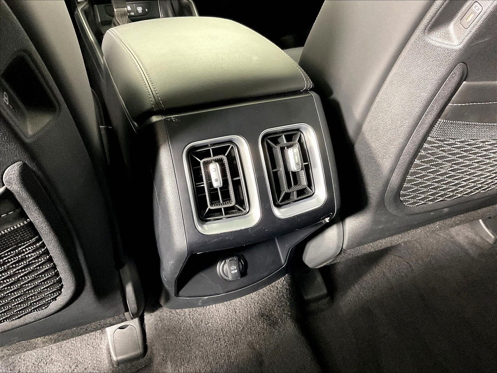 Certified 2026 Kia Sorento S w/ S Panoramic Sunroof Package FWD image 10