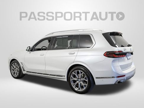 Used 2023 BMW X7 xDrive40i image 3