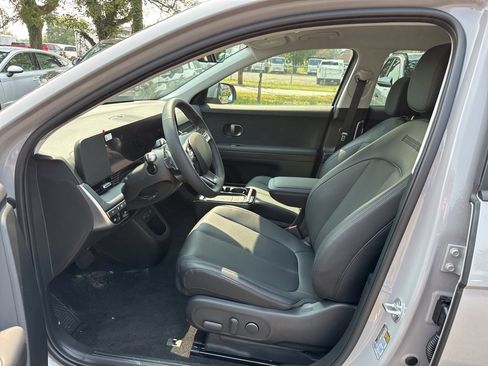 New 2025 Hyundai Ioniq 5 SEL image 12