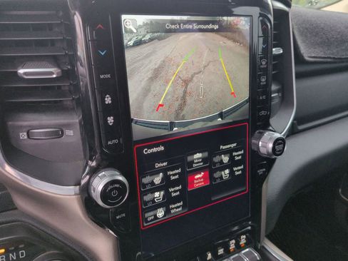 Certified 2021 RAM 1500 Laramie image 29