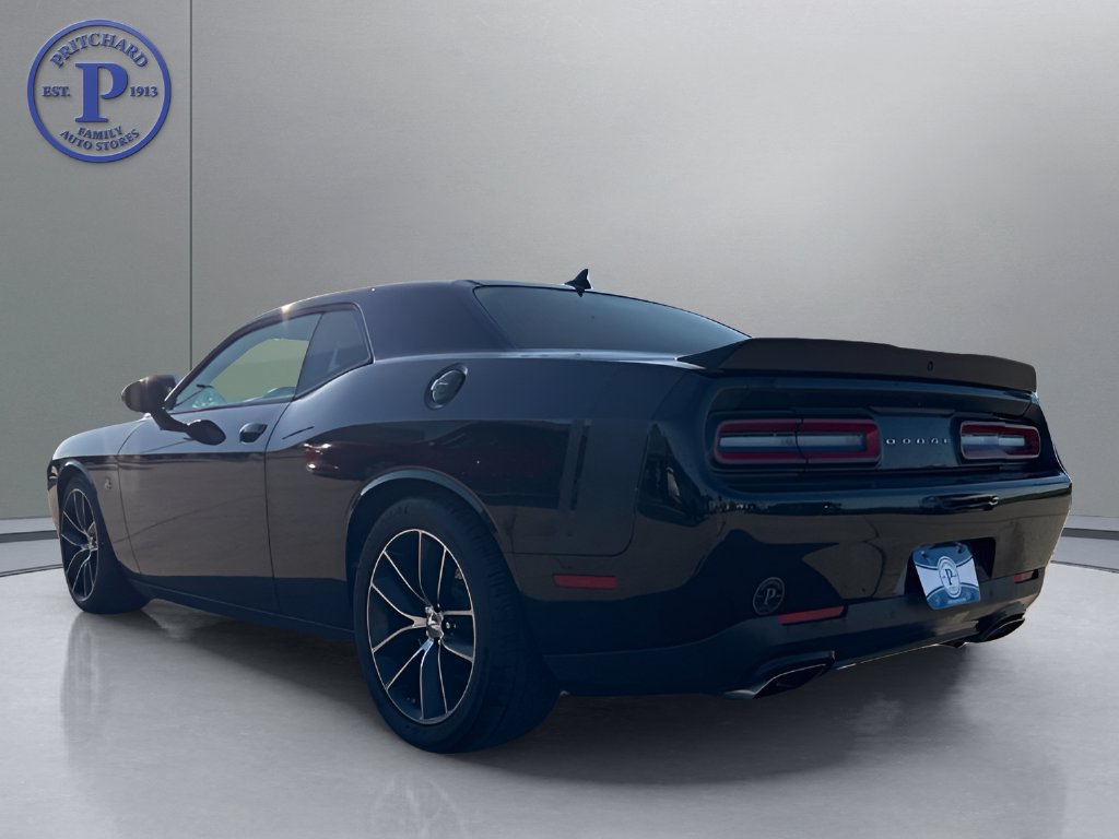 Used 2015 Dodge Challenger R/T Scat Pack RWD image 5